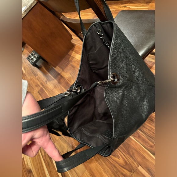 Coach tote/sachel/shoulder bag. - Picture 9 of 13